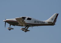 N1019K @ LAL - Cessna 400 Columbia
