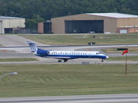N808HK @ DTW - Trans States (United Express) E145