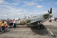 C-FFLC @ YIP - Spitfire Mk XI