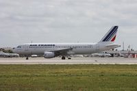 F-GKXQ @ MIA - Air France A320