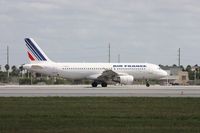 F-GKXQ @ MIA - Air France A320