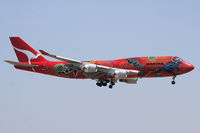 VH-OEJ @ DFW - Wunala Dreaming - Qantas 747 arriving at DFW Airport