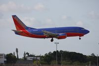 N528SW @ FLL - Southwest 737-500