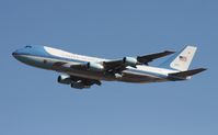 82-8000 @ MCO - Air Force One departing