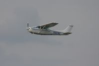 N182WD @ LAL - Cessna TR182