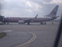 N865NN @ IAH - american 737 - by christian maurer