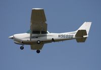N9688B @ YIP - Cessna 172RG
