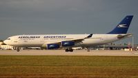 LV-ZPX @ MIA - Aerolineas Argentinas A340-200