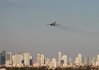 N495AJ @ MIA - Amerijet 727-200 approaching over Downtown Miami on Runway 30