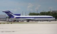 N17773 @ MIA - Monfort Aviation 727-200, used by the Colorado Rockies baseball team in town to play the Marlins