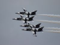 N135EM @ LAL - Black Diamond Jet Team L-39s