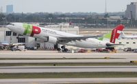CS-TOG @ MIA - TAP Air Portugal A330-200
