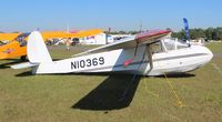 N10369 @ LAL - Schweizer glider