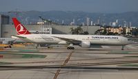 TC-JJI @ LAX - Turkish 777-300