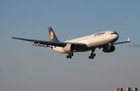 D-AIKR @ MIA - Lufthansa