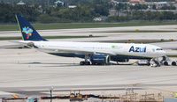 PR-AIZ @ FLL - Azul A330-200