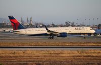 N540US @ LAX - Delta - by Florida Metal