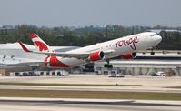 C-GHLQ @ FLL - Rouge