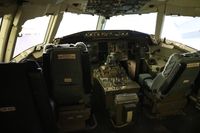 N102DA @ ATL - Delta 767 cockpit