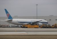 B-2075 @ KORD - Boeing 777-F1B