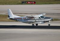 N701SE @ MIA - Cessna 208B