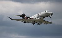 N724EH @ ORL - Challenger 350