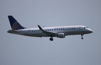 N733YX @ DTW - United Express