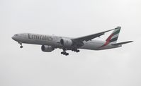 A6-EPW @ ORD - Emirates