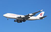 B-2425 @ KORD - Boeing 747-40BF/ER/SCD