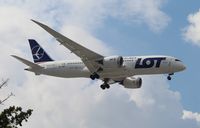 SP-LRG @ KORD - LOT Polish Airlines