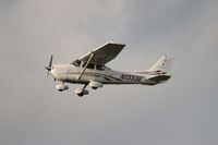 N1333E @ KLAL - Cessna 172S