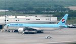 HL8274 @ KRFD - Boeing 777-3B5/ER