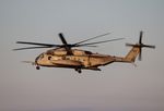 165249 @ KOSH - Sikorsky CH-53E Super Stallion