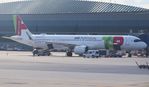 CS-TXI @ KEWR - Airbus A321-251NX