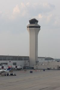 Detroit Metropolitan Wayne County Airport (DTW) - DTW tower - by Florida Metal