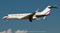 N8762M - National Airlines