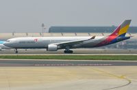 HL8259 - A333 - Asiana Airlines
