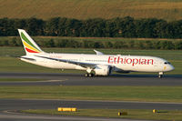 ET-AUO - B789 - Ethiopian Airlines