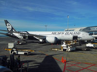 ZK-NZH - B789 - Air New Zealand