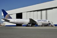 N786UA - B772 - United Airlines