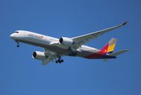 HL7771 - A359 - Asiana Airlines