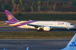 HS-TQE - B788 - Thai Airways