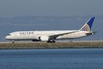 N13954 - B789 - United Airlines