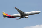 HL8258 - A333 - Asiana Airlines